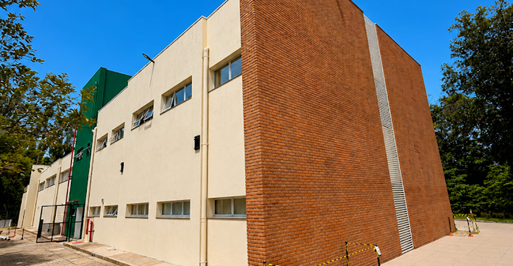 P 102 - Edifício Reformado Instituto Butantã por Grupo Costa Engenharia