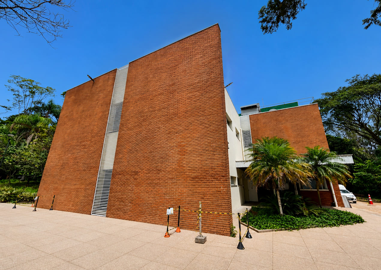 P 102 - Edifício Reformado Instituto Butantã por Grupo Costa Engenharia